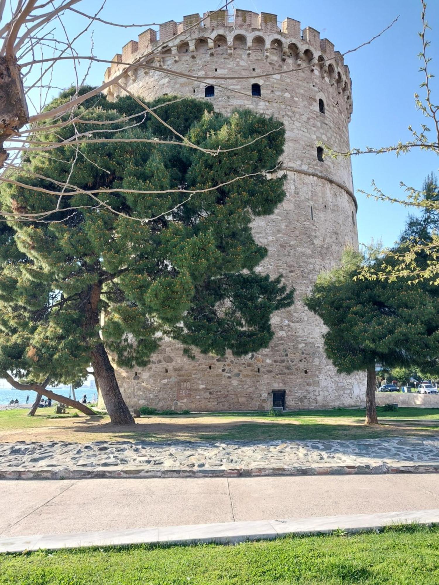 Anibo Studios & Apartments Zero Point 75 Tesalonika Bagian luar foto